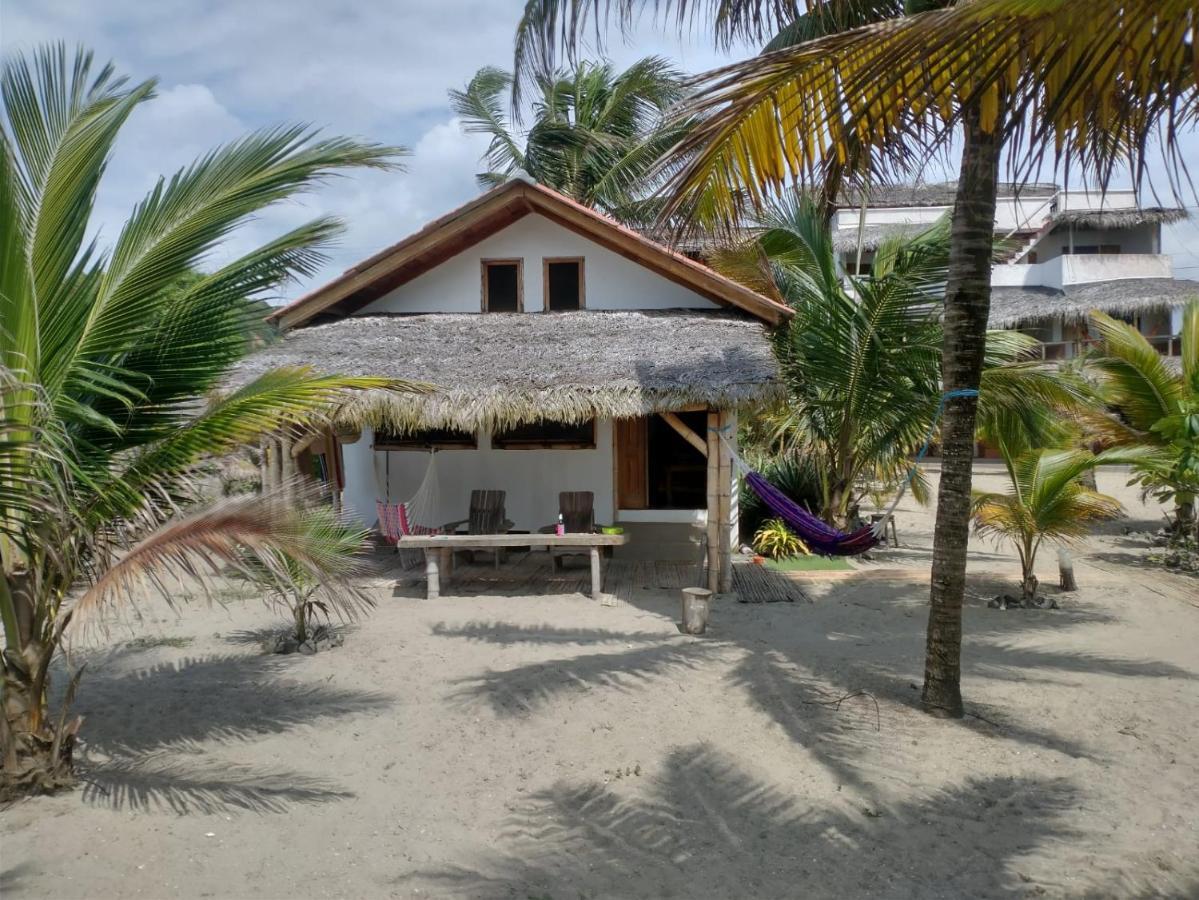 Beach Front Bungalows At The Coconut Canoa Ngoại thất bức ảnh